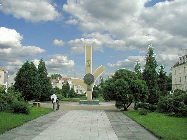 Pomnik - centrum Biskupca