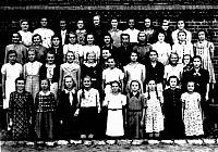 Klasa dziewczęca - rocznik 1926/27